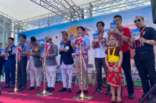 टोकियोमा दुइदिन सम्म चल्ने १२ औं नेपाल फेस्टिबलको राष्ट्रिय सभाका अध्यक्ष गणेशप्रसाद तिमिल्सिनाद्वारा उद्घाटन